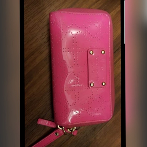 kate spade Handbags - Kate spade wallett